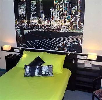 Du Parc Hotel Baudricourt